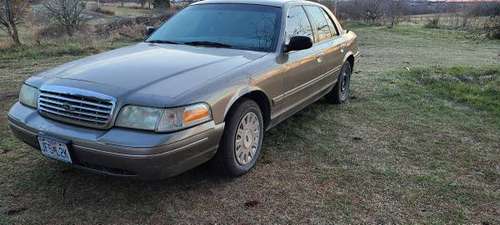 2003 Crown Victoria - cars & trucks - by owner - vehicle automotive... for sale in Macon, MO