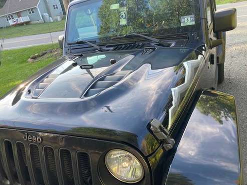 Jeep Wrangler Sahara unlimited edition black 2015 for sale in Monroe, NY