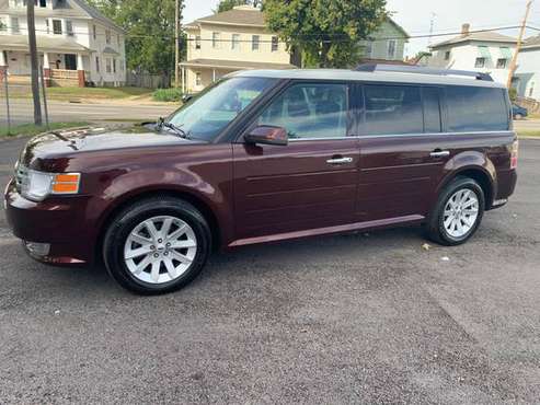 2012 Ford flex SEL , One owner vehicle super clean inside and out for sale in Dayton, OH