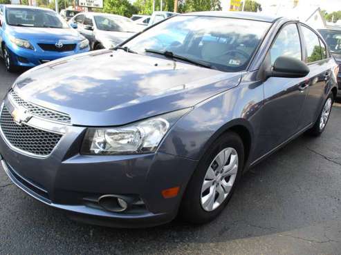2013 Chevy Cruze LS Low Miles/Cold AC & Clean Title - cars & for sale in Roanoke, VA
