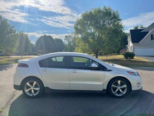 2013 Chevy Volt HYBRID! for sale in Horseheads, NY