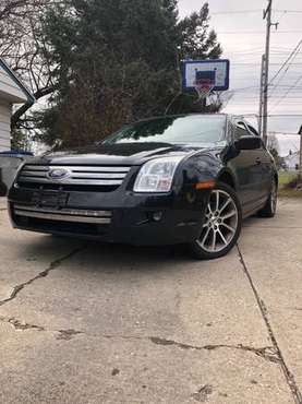 2009 Ford Fusion SE V6 - cars & trucks - by owner - vehicle... for sale in milwaukee, WI