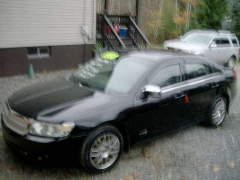 2007 lincoln mkz---awd---4 new tires, front and rear brakes + sticker for sale in Lebanon, NH
