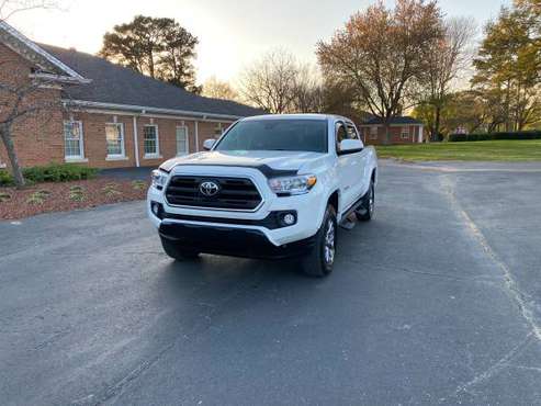 2019 Toyota Tacoma SR5 Crew Cab - - by dealer for sale in Cowpens, NC