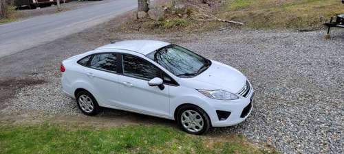 2013 Ford Fiesta SE Manual 74000 miles for sale in ME
