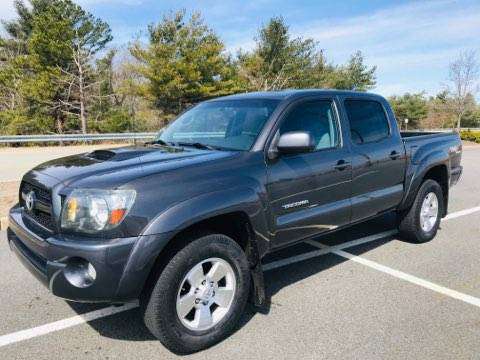 2011 Toyota Tacoma TRD Sport Great miles for sale in Kingston, MA