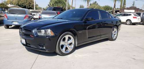 2011 Dodge Charger for sale in Farmersville, CA