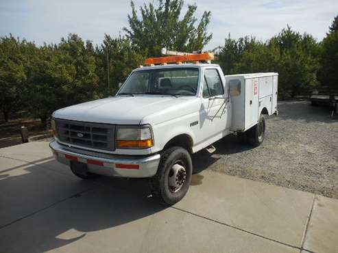 Ford Service truck with crane for sale in Oakdale, CA