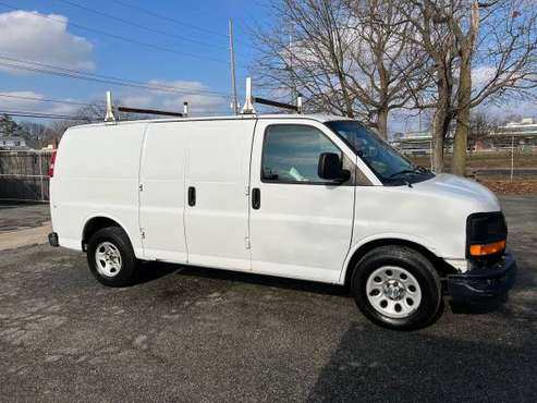 2013 Chevrolet express 1500 LT for sale in Bellmore, NY