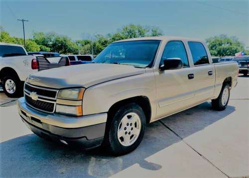 1 Owner 2006 Silverado (5 3L V8) Truck/with TOOL BOX - cars & for sale in League City, TX