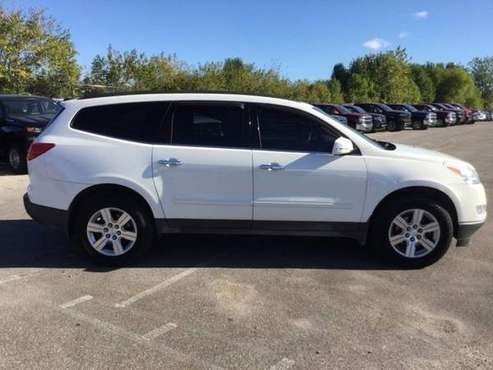 2011 Chevrolet Traverse 2LT (White) for sale in Plainfield, IN
