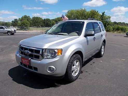 2010 Ford Escape XLT 4WD Runs And Drives Great! for sale in Hugo, MN
