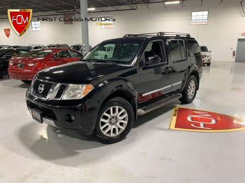 2011 Nissan Pathfinder LE - SUV for sale in Addison, IL