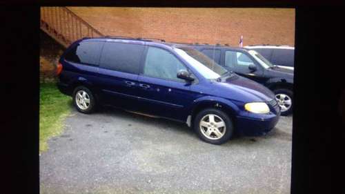 2006 Dodge Mini Vans 2 of them $1950 - cars & trucks - by dealer -... for sale in Hickory, NC