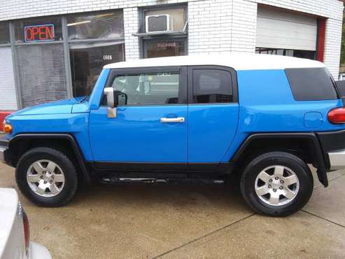 2007 Toyota FJ Cruiser for sale in Madison, WI