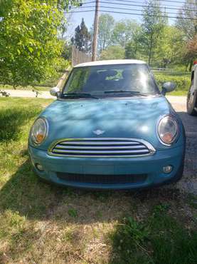 Mini Cooper blue for sale in Chandler, IN