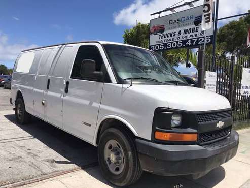 2005 Chevrolet Express Cargo Van * FINANCING AVAILABLE * - cars &... for sale in Miami, FL