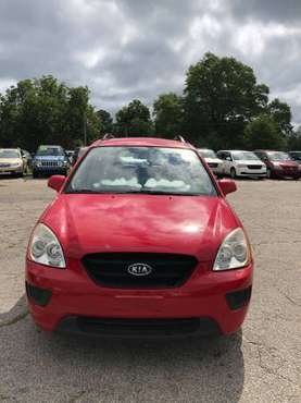 2009 KIA RONDO - - by dealer - vehicle automotive for sale in Clayton, NC