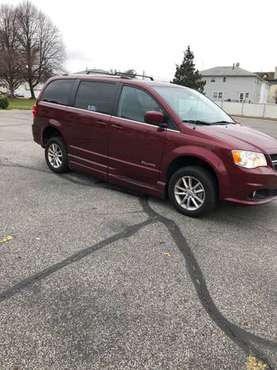 2019 DODGE GRAND CARAVAN SXT - cars & trucks - by owner - vehicle... for sale in STATEN ISLAND, NY