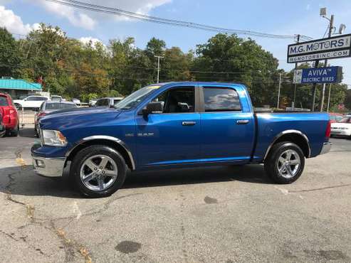 2010 Dodge 1500 Crew Cab 4X4 Crew Cab ~~~ONLY 67K for Miles~~~ -... for sale in Johnston, RI