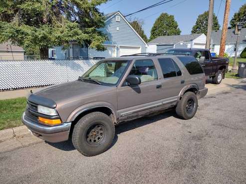 2000 Chevy Blazer PARTS for sale in Saint Paul, MN