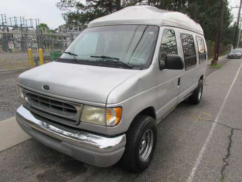 2000 FORD E150 HIGH TOP CONVERSION VAN*RUNS GREAT*NO ISSUES*READY NOW! for sale in Lynbrook, NY