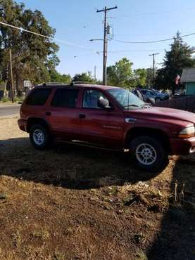 99 dodge durango, drive her home today! for sale in Gold Hill, OR