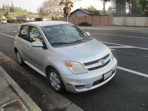 2006 Toyota Scion Xa Hatchback Excellent/Runs Great 4950 - cars & for sale in San Jose, CA