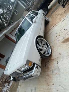 1989 chevy caprice classic for sale in Pine Lake, GA