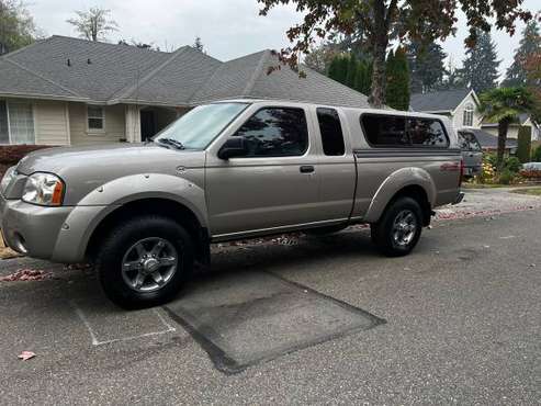 2004 Nissan Frontier XE Extended Cab 4x4 very low miles - cars & for sale in Lynnwood, WA