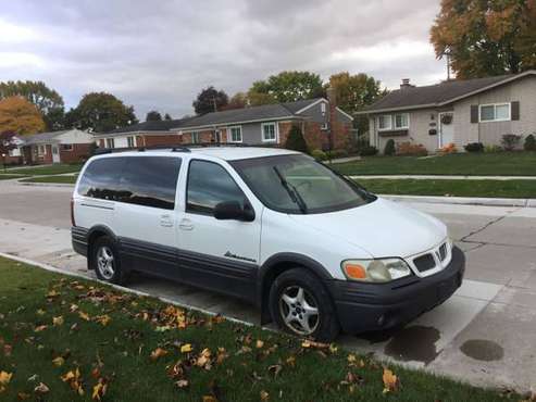 2001 Pontiac Montana for sale in Arviat, MI