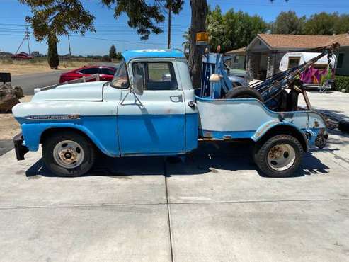 59 Chevy Apache Tow Truck for sale in Sacramento , CA