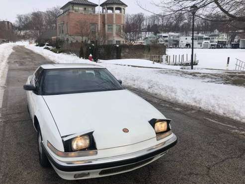 1990 Buick Reatta (luxury sports car) for sale in Lakewood, OH