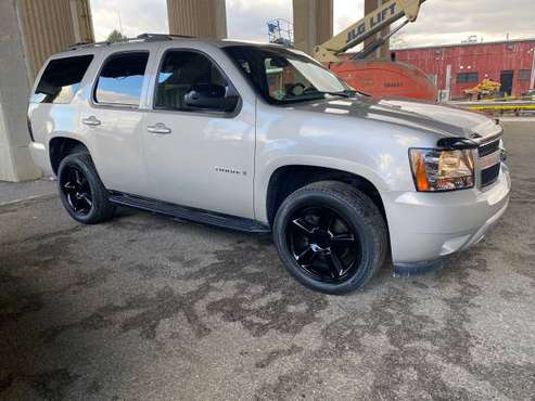 2008 Chevy Tahoe LT - cars & trucks - by owner - vehicle automotive... for sale in Jamaica, NY