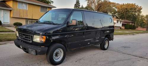 Ford Econoline 250 for sale in Country Club Hills, IL