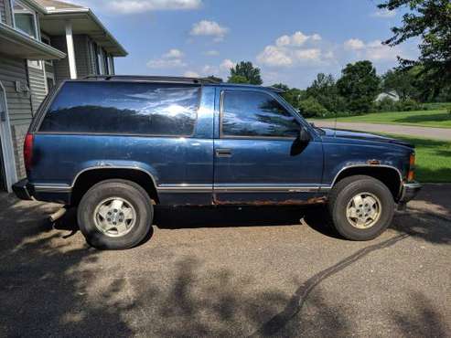 Rare 1995 Chevy Tahoe 4x4 (2)door w 5.7L for sale in Andover, MN