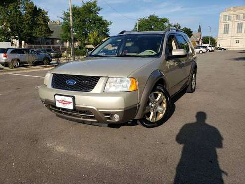 2005 FORD FREESTYLE for sale in Kenosha, WI