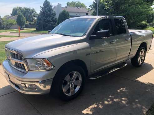 2012 Ram 1500 CREW CAB 4x4 LOW MILES for sale in URBANDALE, IA