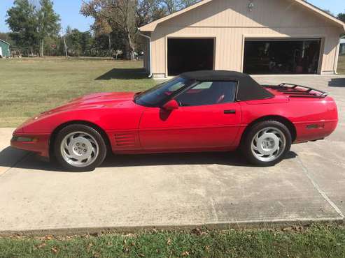 92’ Chevrolet Corvette for sale in Collegedale, TN