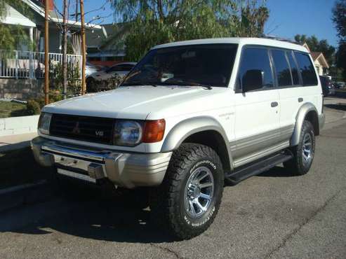1997 MITSUBISHI MONTERO LS 4X4 110K CLEAN! MUST SEE! - cars & for sale in Los Angeles, CA