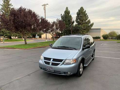 2005 DODGE GRAND CARAVAN SXT LOW MILE ONE OWNER FOR SALE - cars &... for sale in SACTRAMENTO, CA