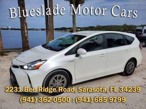 Toyota Prius v - CLEAN - NO ACCIDENT LOADED SUV! for sale in Sarasota, FL