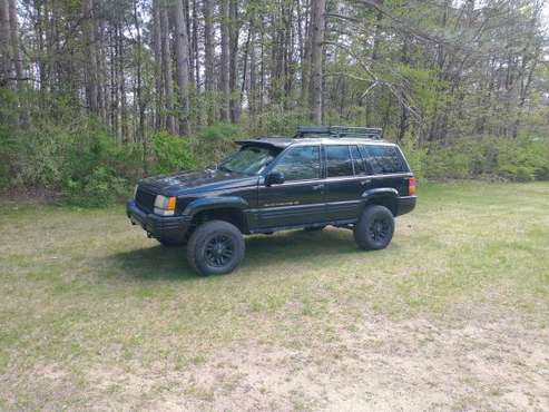 1997 Grand Cherokee Limited for sale in Muskegon, MI