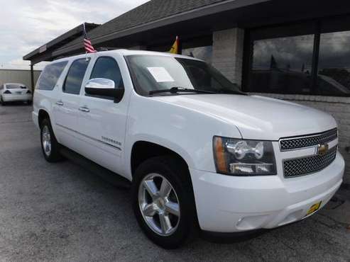 SELLING AN 09 CHEVY SUBURBAN, CALL AMADOR JR @ FOR INFO for sale in Grand Prairie, TX