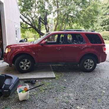 2010 ford escape xlt for sale in Halifax, MA
