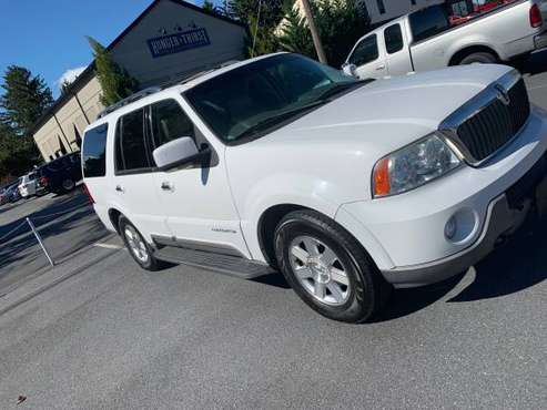 2004 Lincoln Navigator 4wd for sale in Lancaster, PA