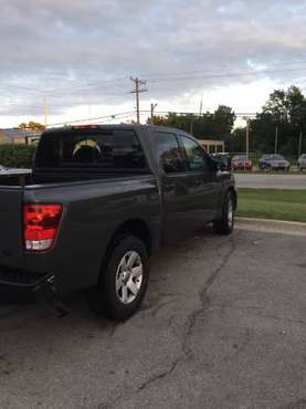 2006 Nissan Titan V8 for sale in Aurora, IL