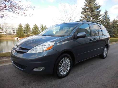 2007 Toyota Sienna XLE - cars & trucks - by owner - vehicle... for sale in Bartlett, IL