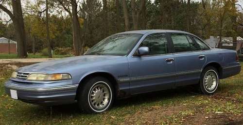 1995 Ford Crown Victoria LX for sale in Tomah, WI