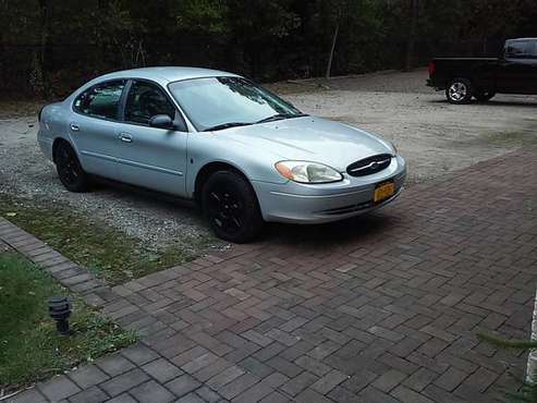 2001 FORD TAURUS SE V6 140K MINT CONDITION NEW BRAKES, TIRES for sale in Huntington Station, NY